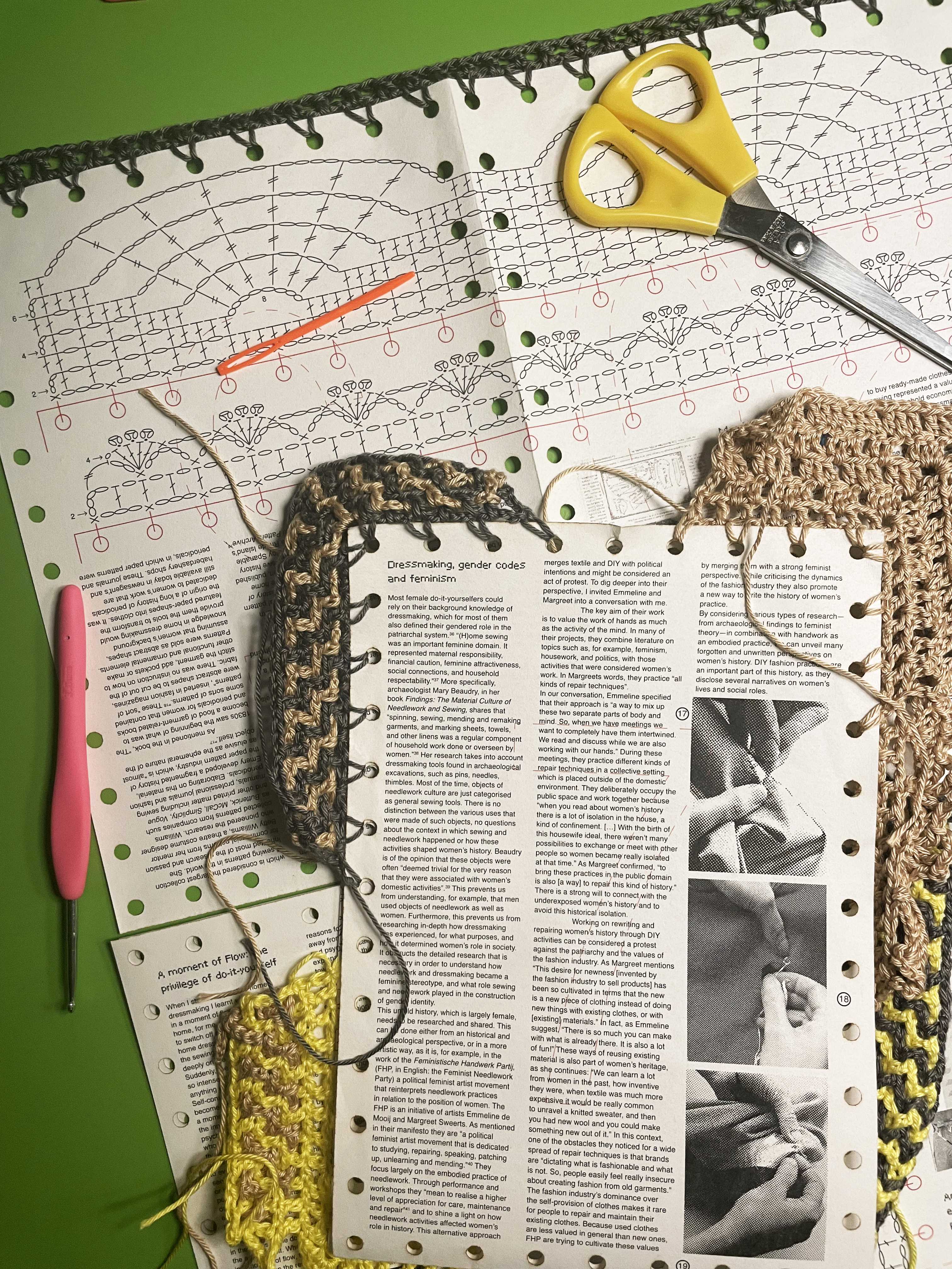 Crochet by Jan Schoon.